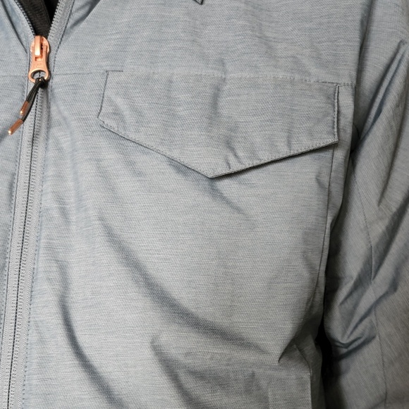 Levi's flap/cargo pockets puffer gray shirt Jacket/shacket  Sz M - Picture 8 of 13